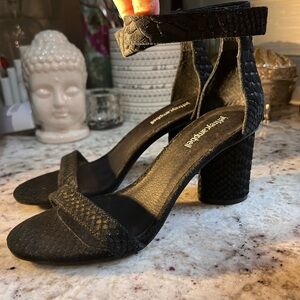 Jeffrey Campbell Black Textured Heels NWOT! size 7 1/2